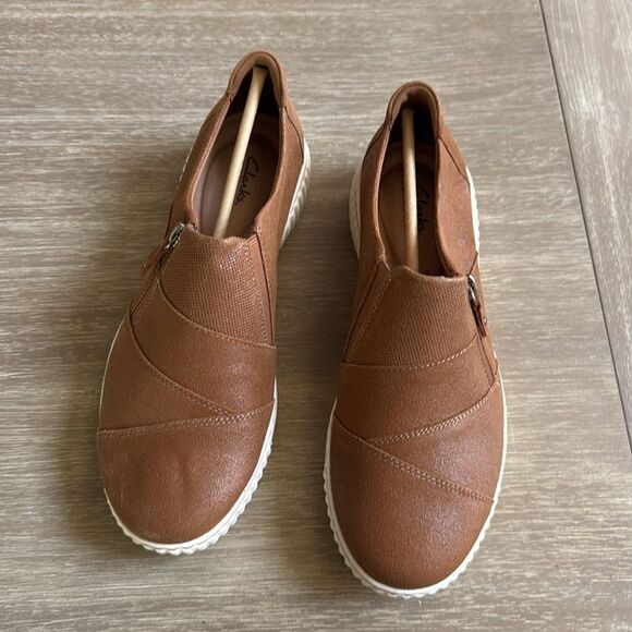 Clarks Collection Caroline Grace Leather Slip-On Sneakers Tan Size‎ 9.5 NWT - Picture 9 of 9